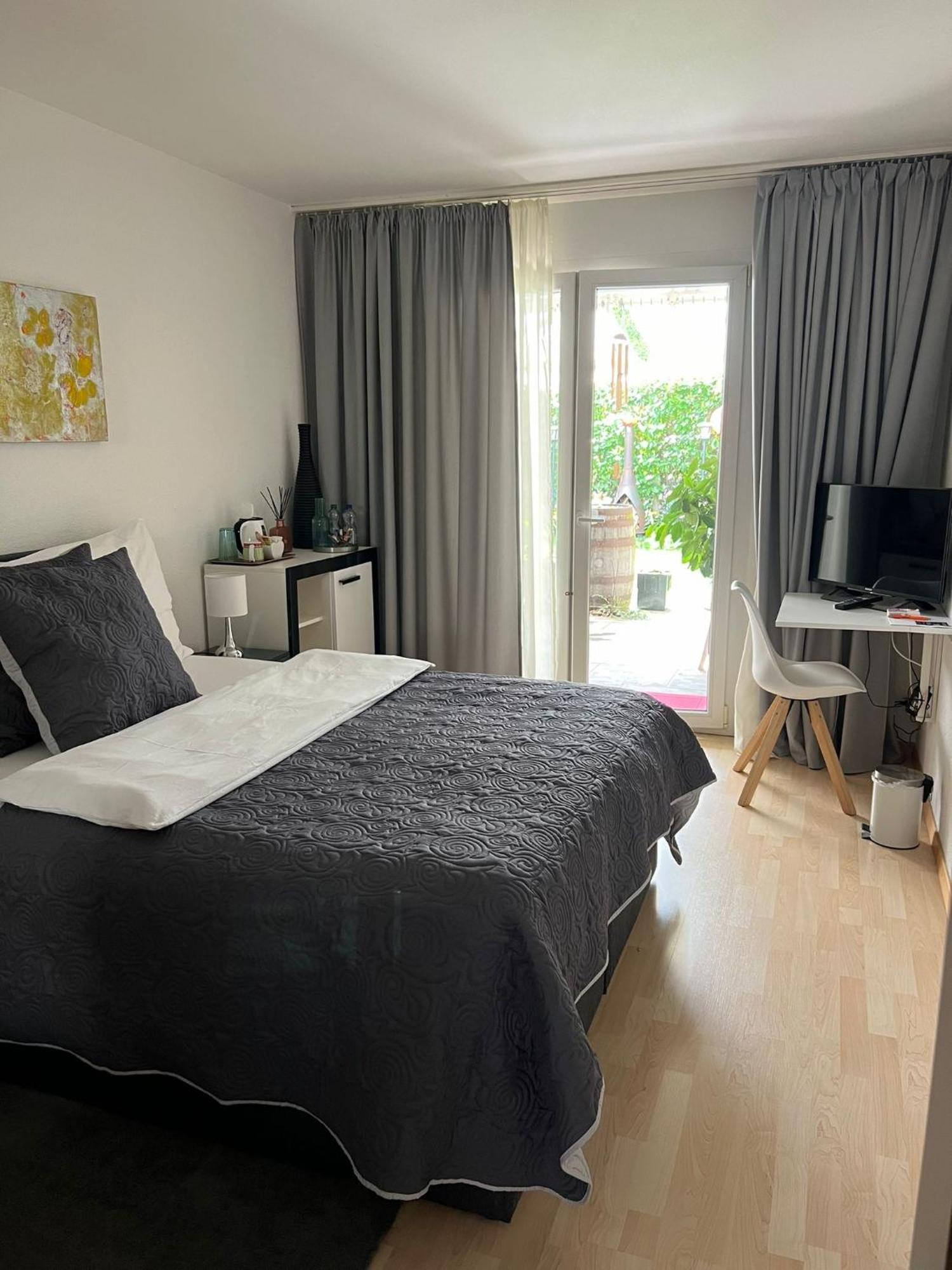 Daianas Corner Apartment Elgg Екстериор снимка